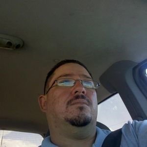 Meet your Posher, Cesar